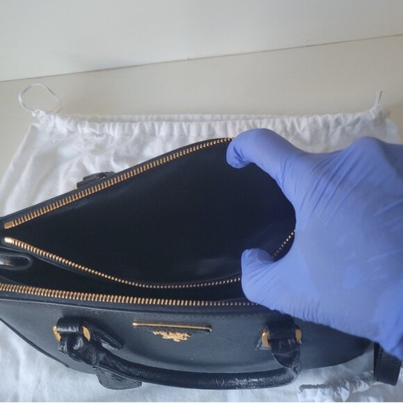 PRADA Crocodile Galleria Saffiano Leather Black Bag - Picture 11 of 16